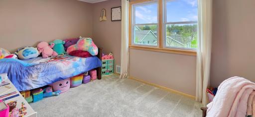 913 E Elm Street, Redwood Falls, MN 56283