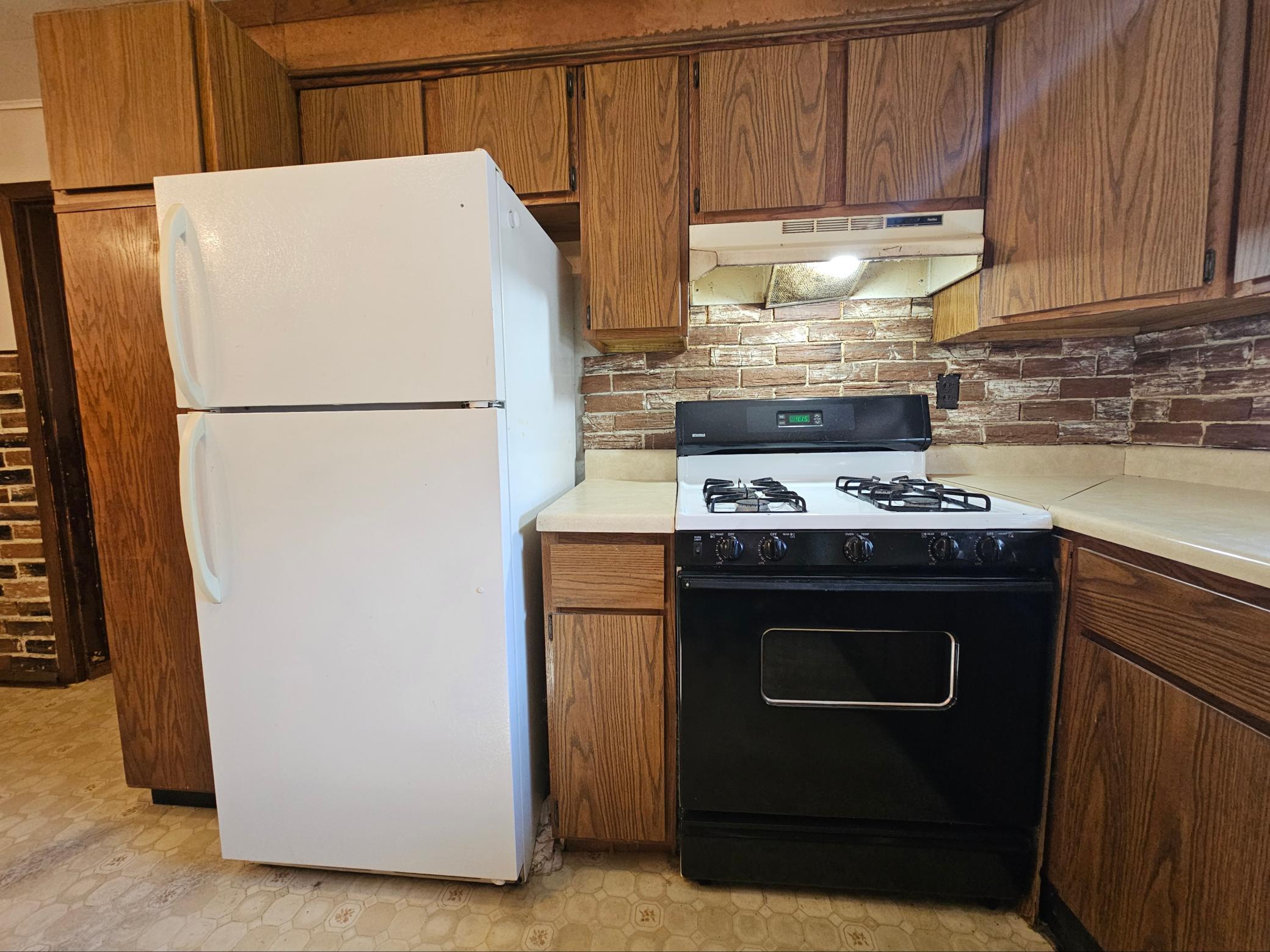 Appliances included