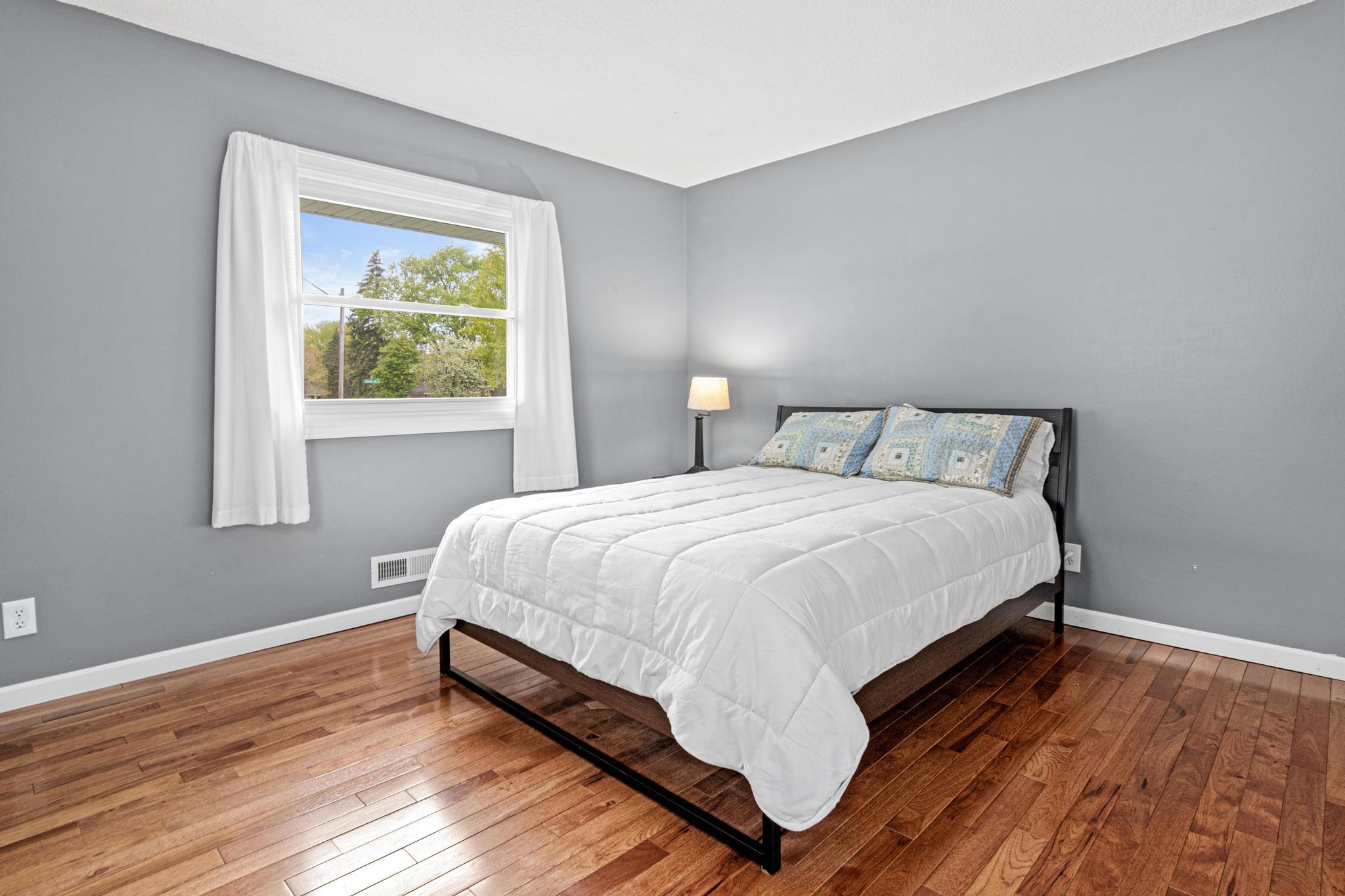 Upstairs Bedroom 2