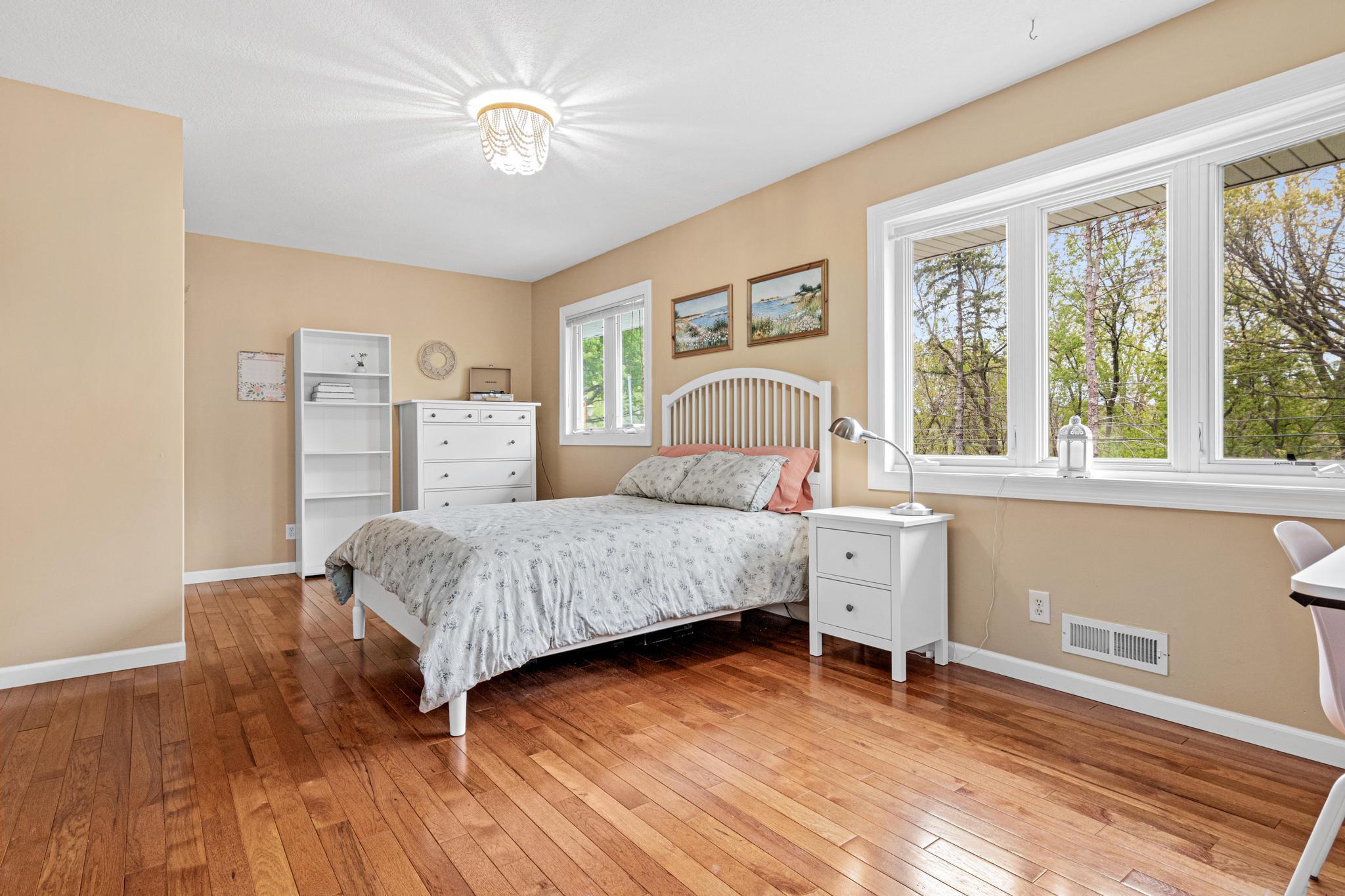 Upstairs Bedroom 1