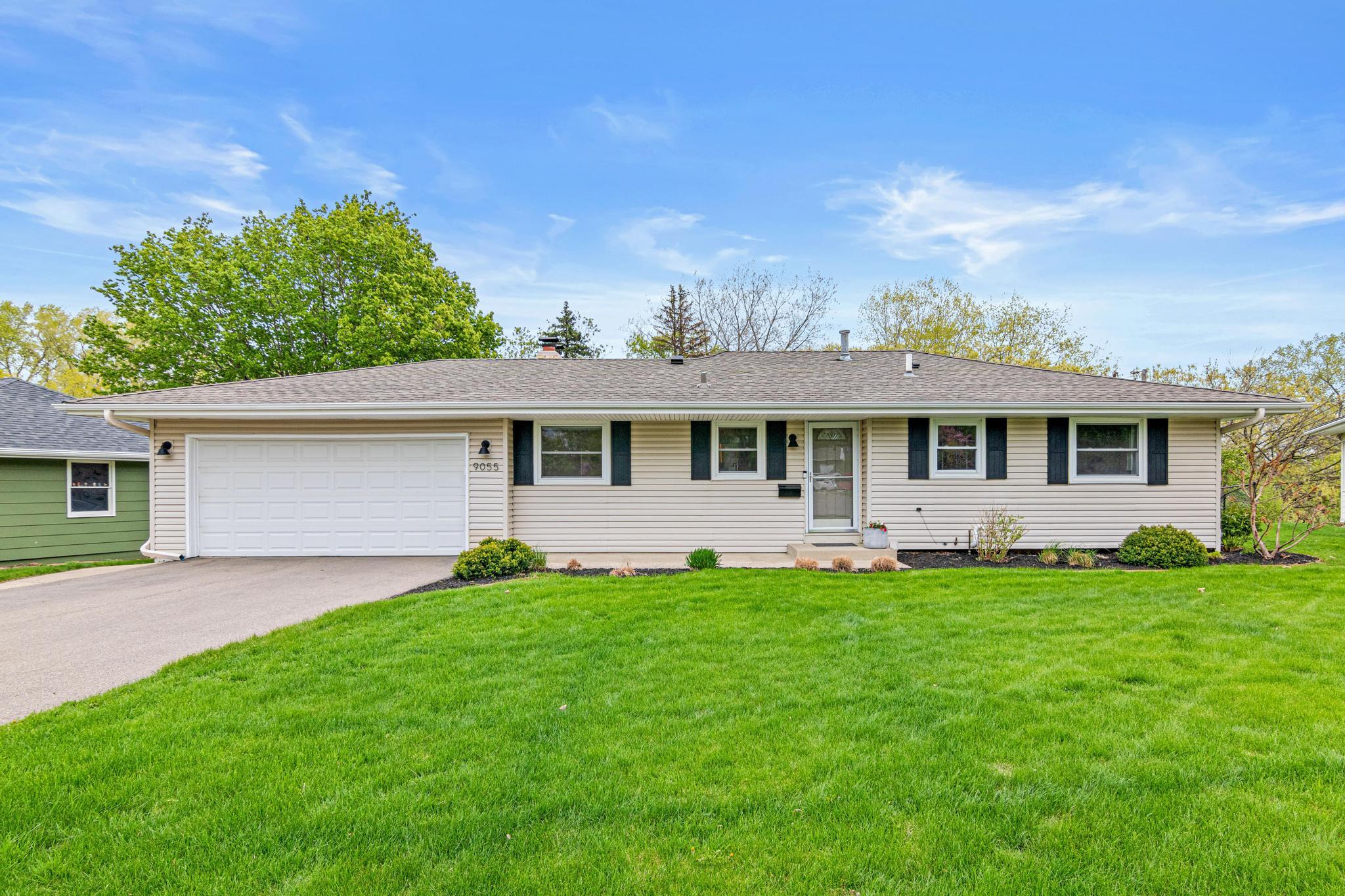 9055 Johnson Ave S, Minneapolis, MN-1.jpg