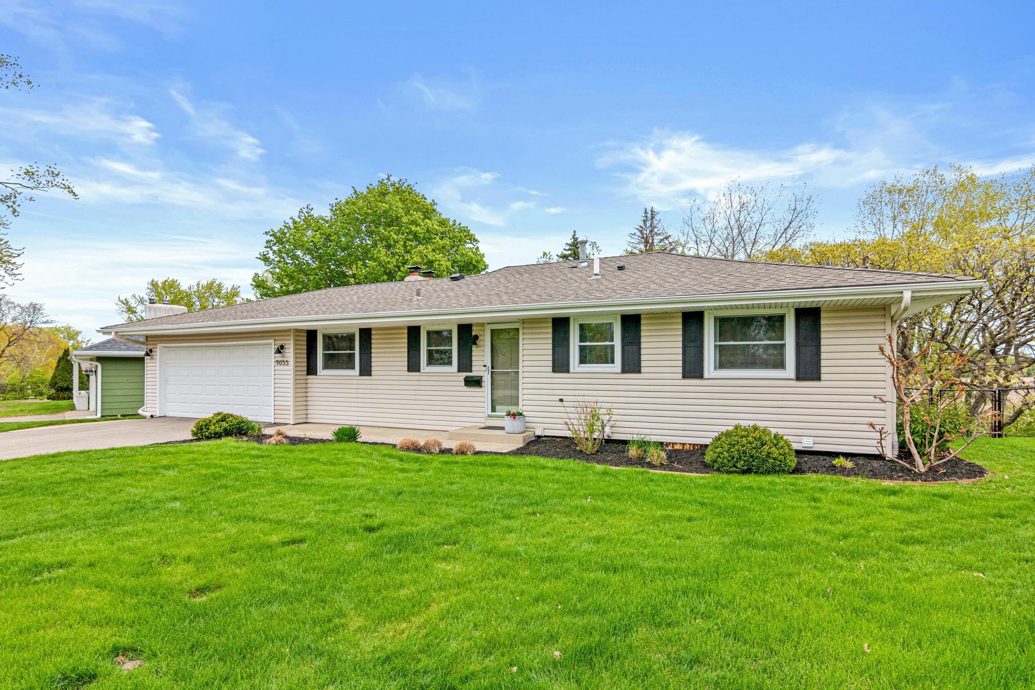 9055 Johnson Ave S, Minneapolis, MN-23.jpg