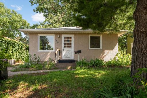 1015 Hubbard Avenue, Saint Paul, MN 55104