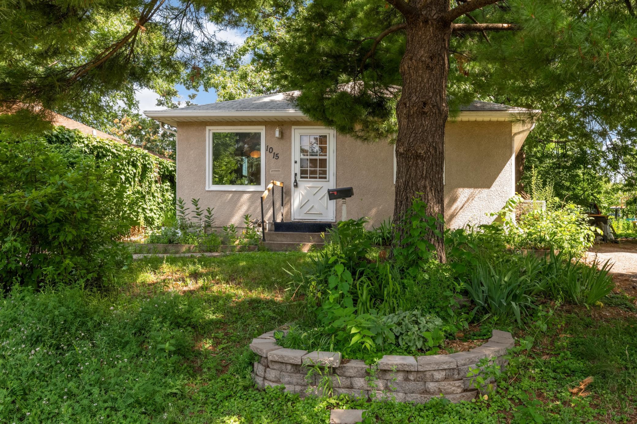 Convenient St. Paul location