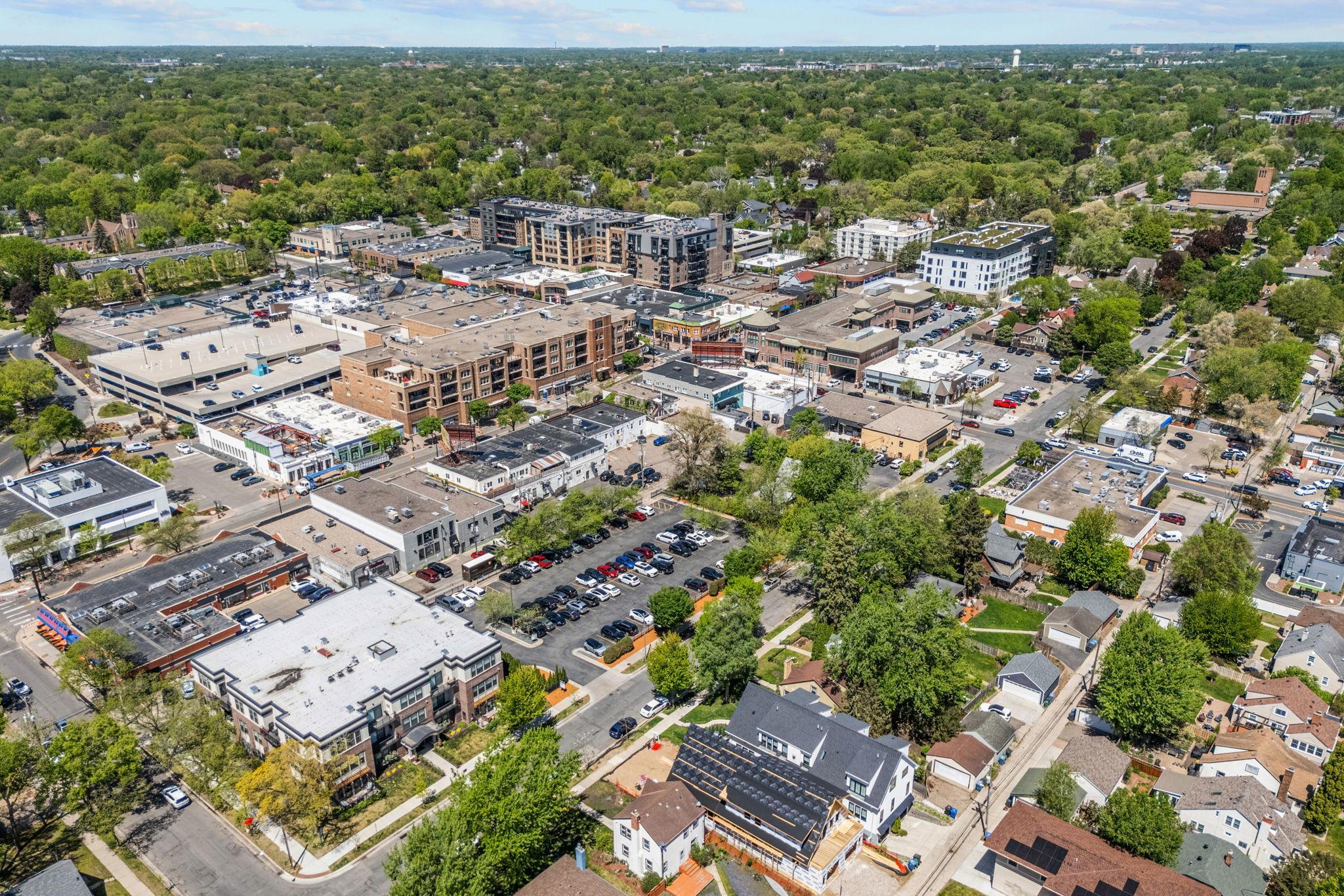 2 blocks from 50th & France
