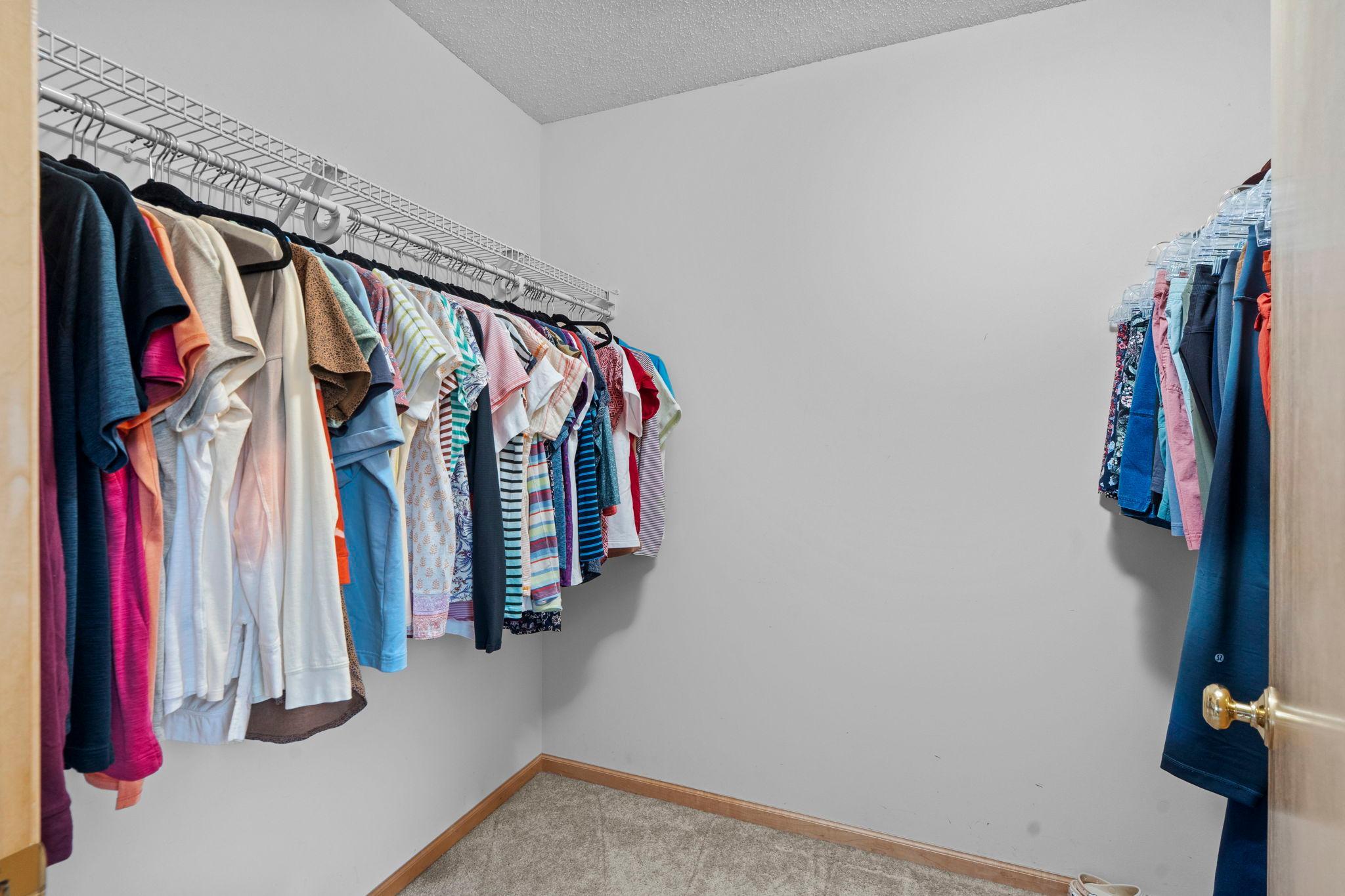 42-web-or-mls-17620 69th Pl N-224.jpg