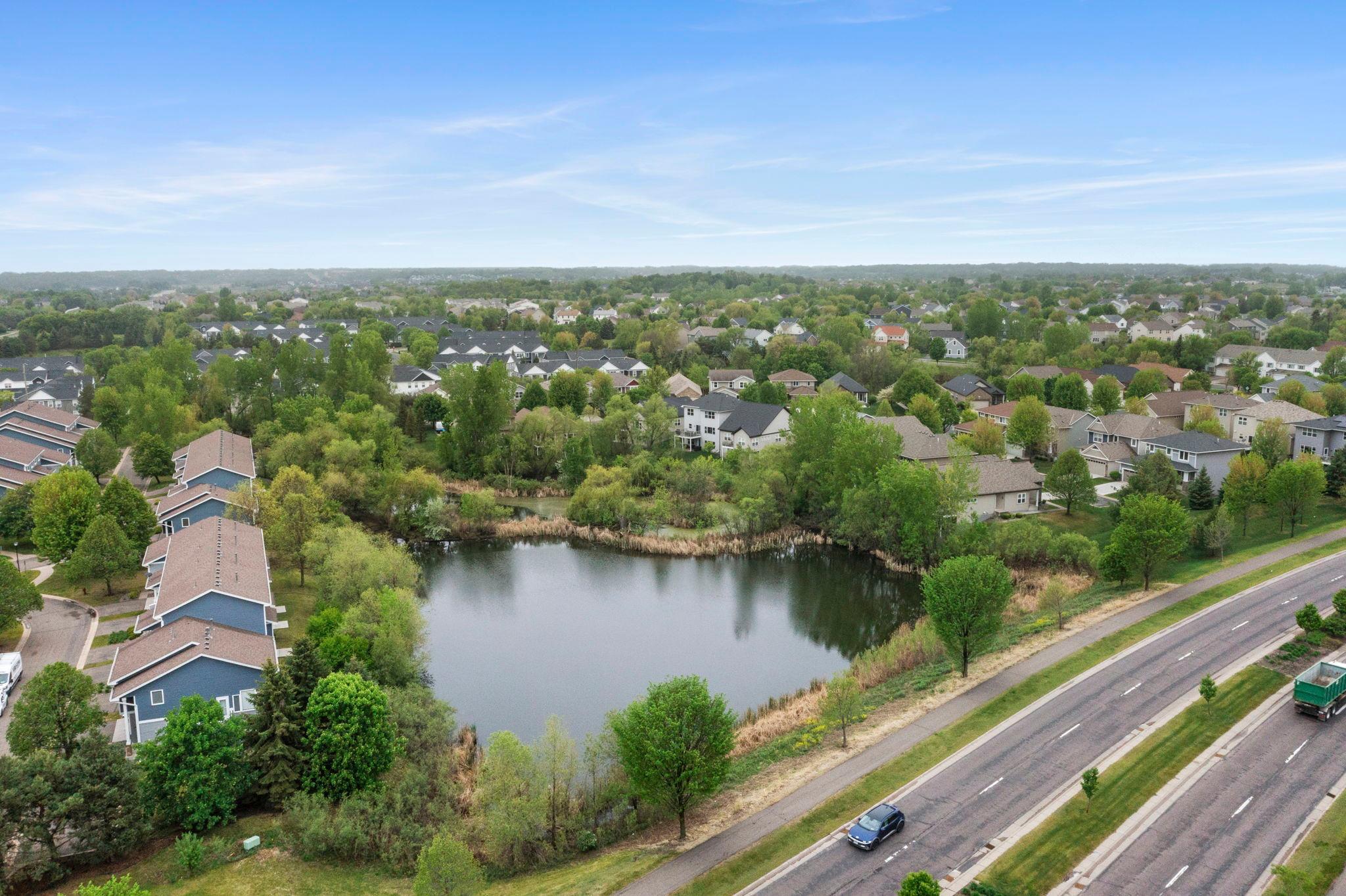 57-web-or-mls-17620 69th Pl N-31.jpg