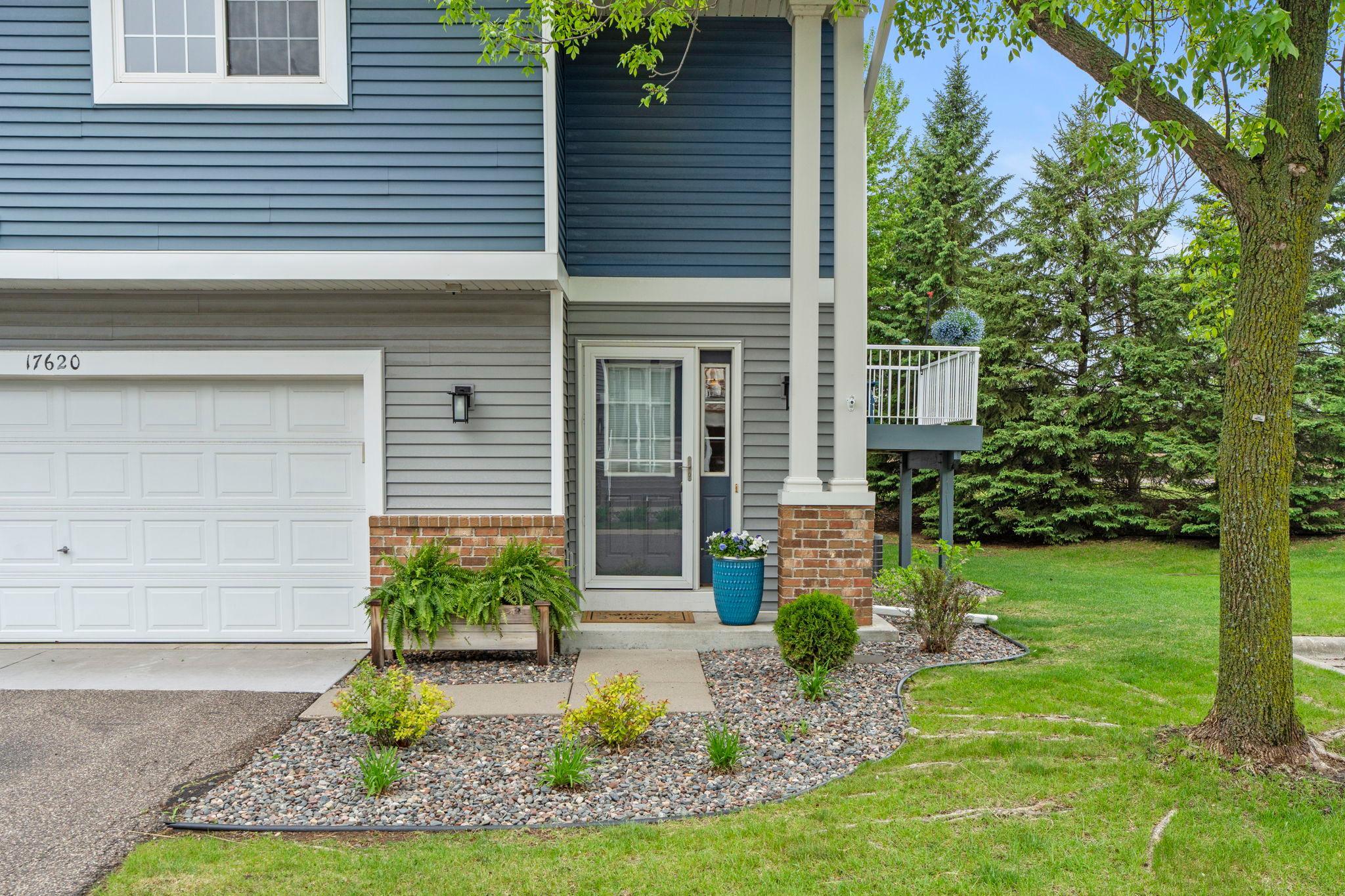 14-web-or-mls-17620 69th Pl N-57.jpg