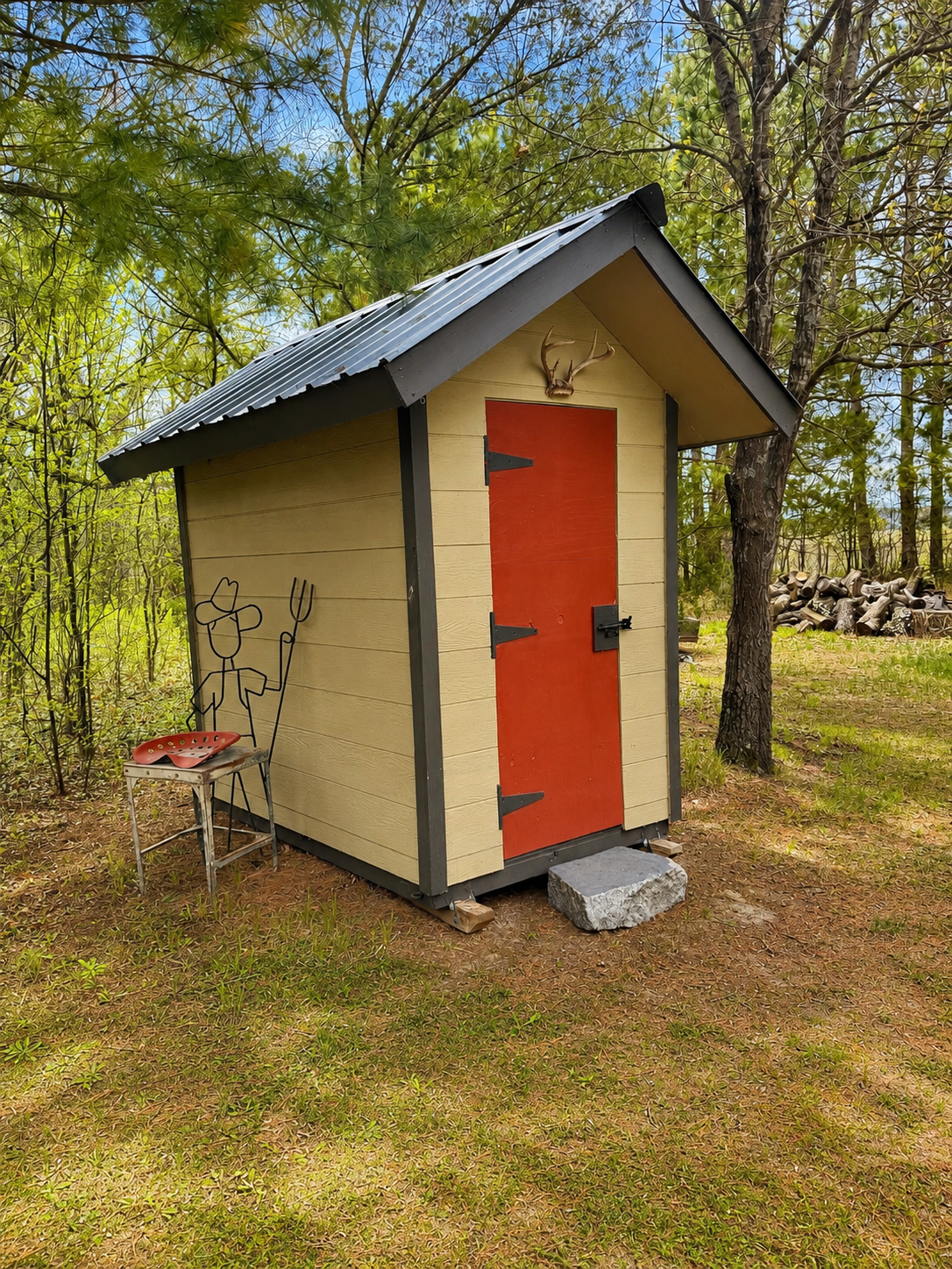 Outhouse.png