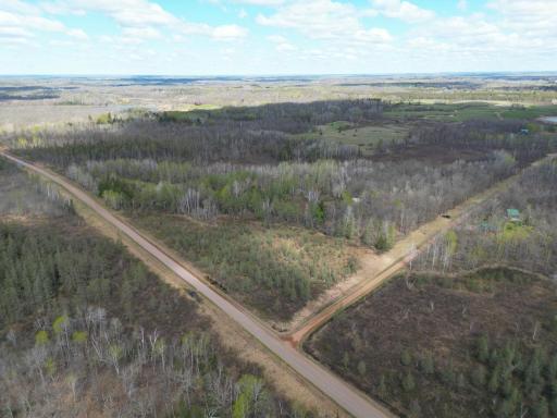 89225 Little Oak Lake Road, Kerrick, MN 55756
