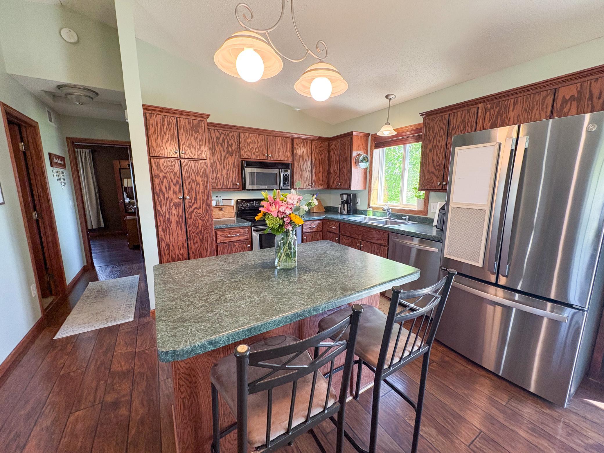 Kitchen 2.jpg