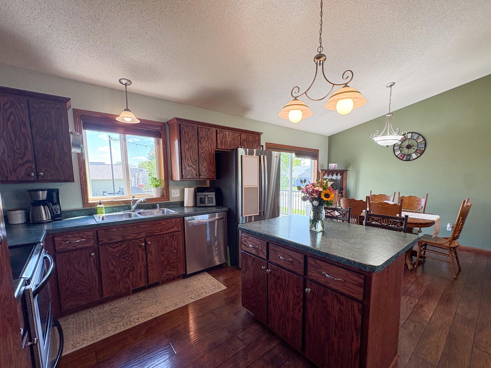 Kitchen #1.jpg