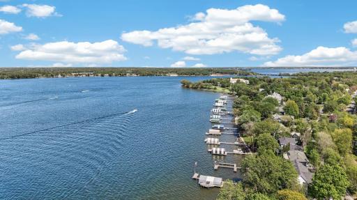 3114 Brooks Lane, Wayzata, MN 55391