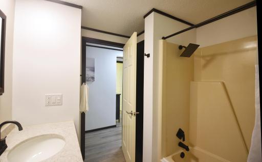 7908 Oday Avenue NE, Elk River, MN 55330