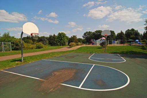 Maple Creek Park Basketball