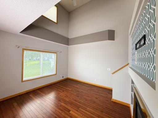 1842 111th Avenue NE, Minneapolis, MN 55449