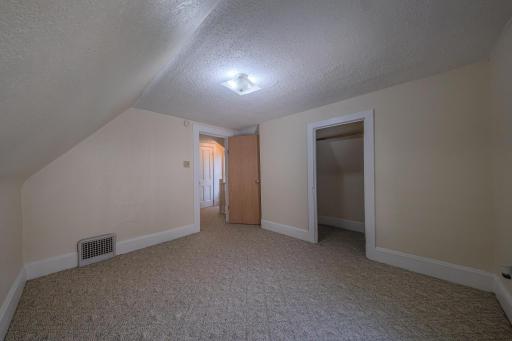607 Charles Avenue, Saint Paul, MN 55103