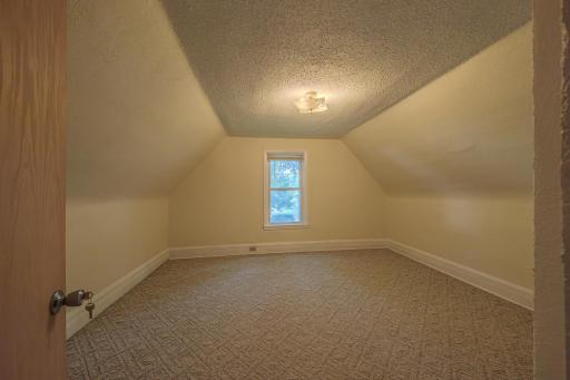 607 Charles Avenue, Saint Paul, MN 55103