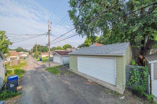 607 Charles Avenue, Saint Paul, MN 55103