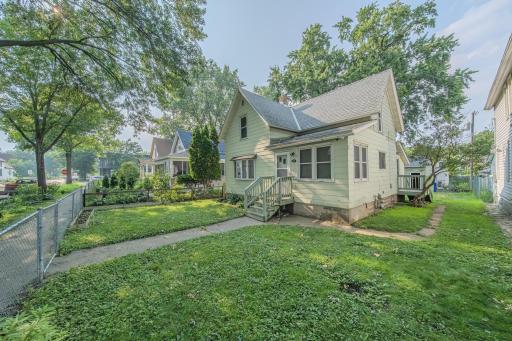 607 Charles Avenue, Saint Paul, MN 55103
