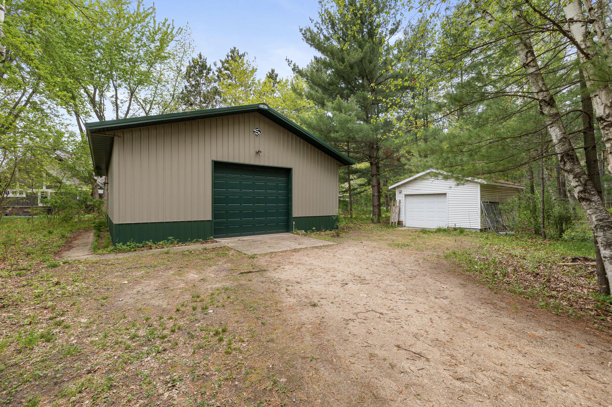 32x48 pole shed and 14x24 detached garage