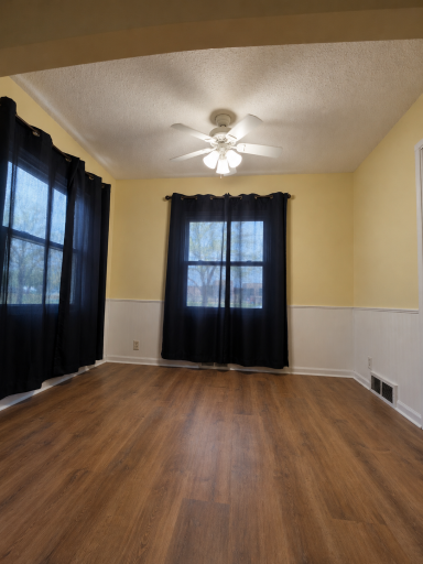 48 Sidney Street E, Saint Paul, MN 55107