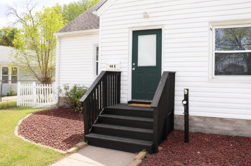 48 Sidney Street E, Saint Paul, MN 55107