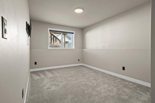 6353 83rd Avenue S, Horace, ND 58047