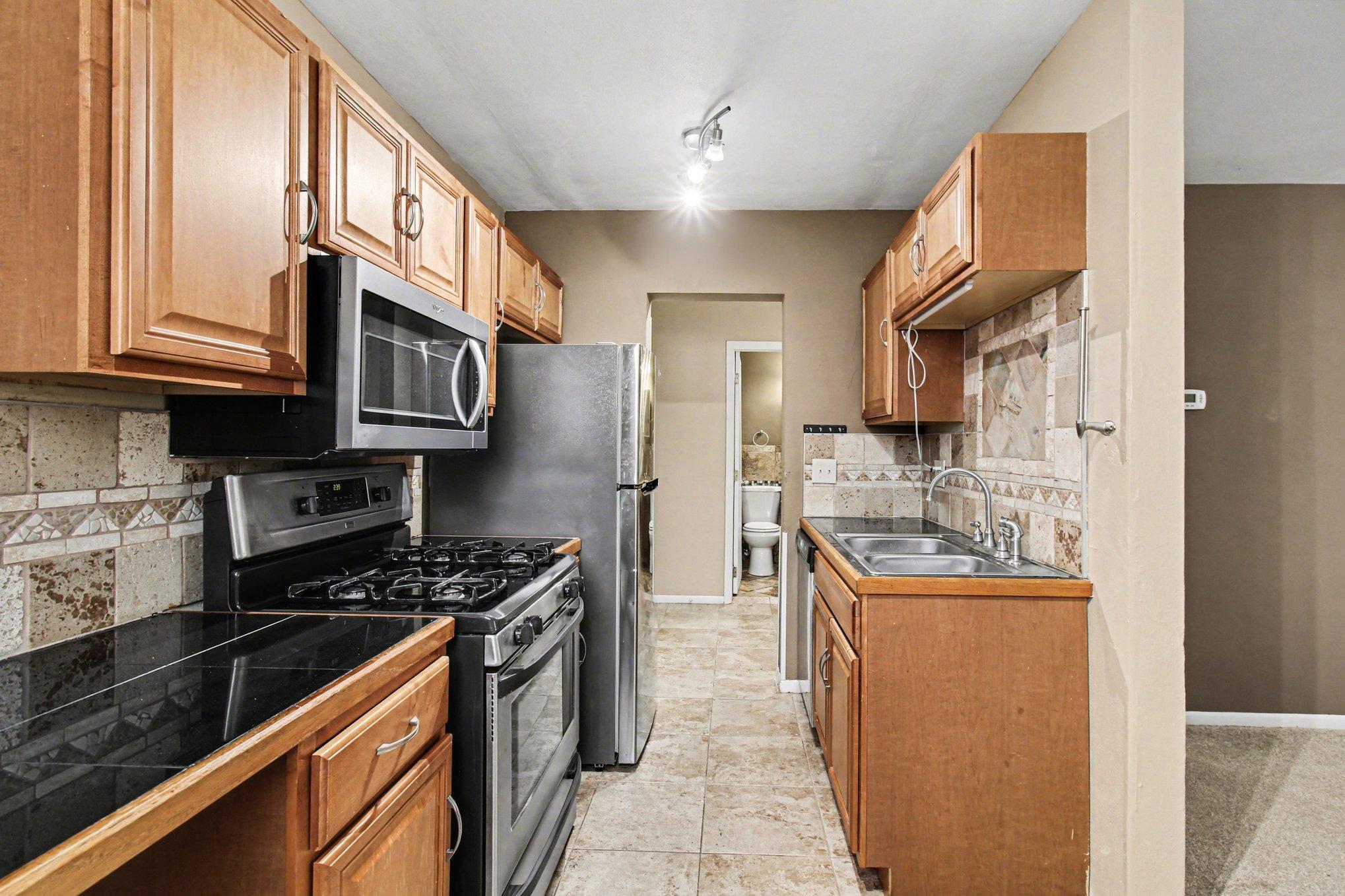 Photo 3