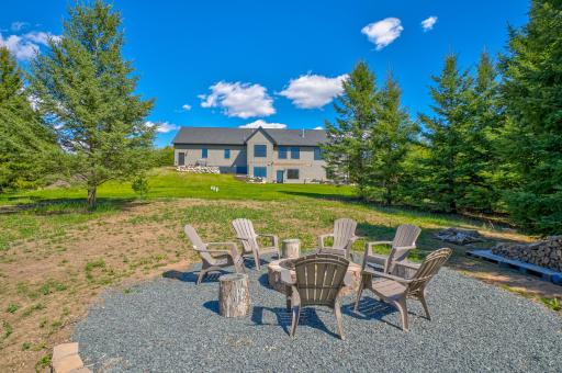 908 Gavin Pass, Hudson, WI 54016