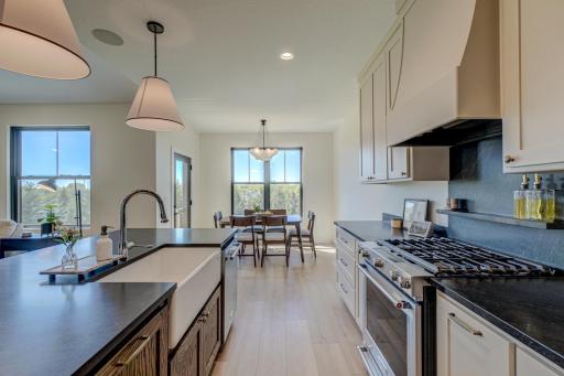 908 Gavin Pass, Hudson, WI 54016
