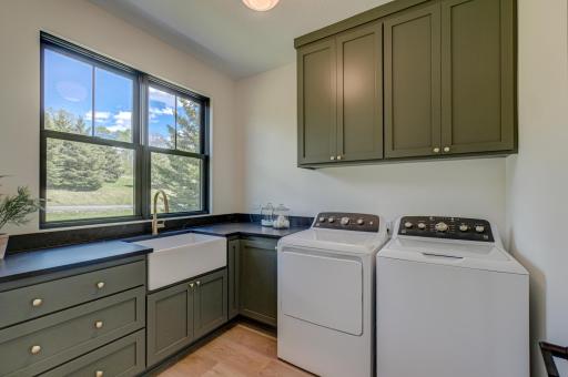 908 Gavin Pass, Hudson, WI 54016