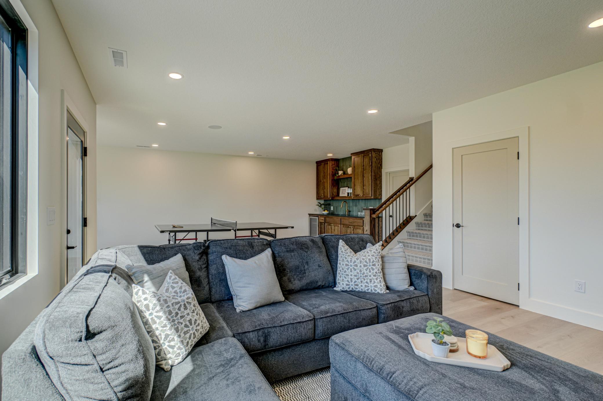 908 Gavin Pass-92.jpg