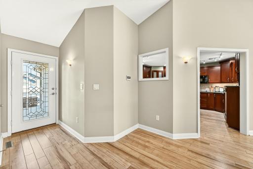3304 Lakeridge Lane NW, Rochester, MN 55901