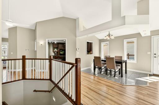 3304 Lakeridge Lane NW, Rochester, MN 55901