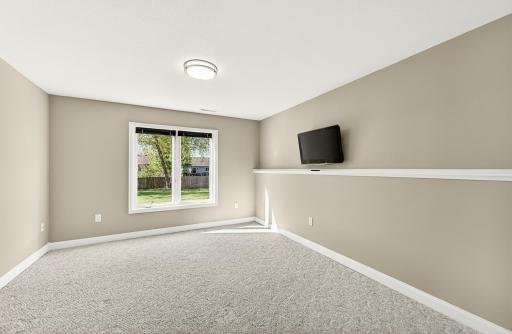 3304 Lakeridge Lane NW, Rochester, MN 55901