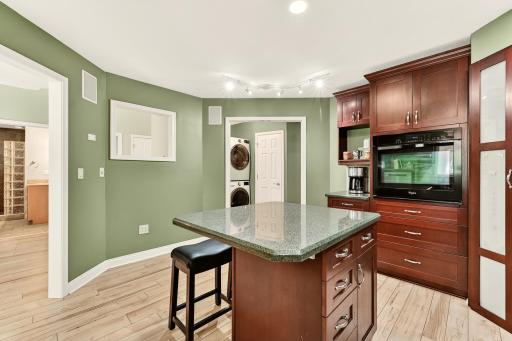 3304 Lakeridge Lane NW, Rochester, MN 55901