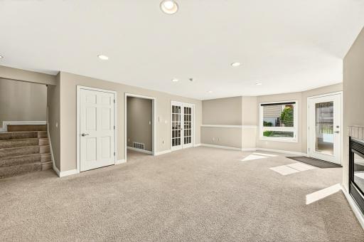 3304 Lakeridge Lane NW, Rochester, MN 55901