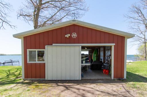 42491 Vista Road, Isle, MN 56342
