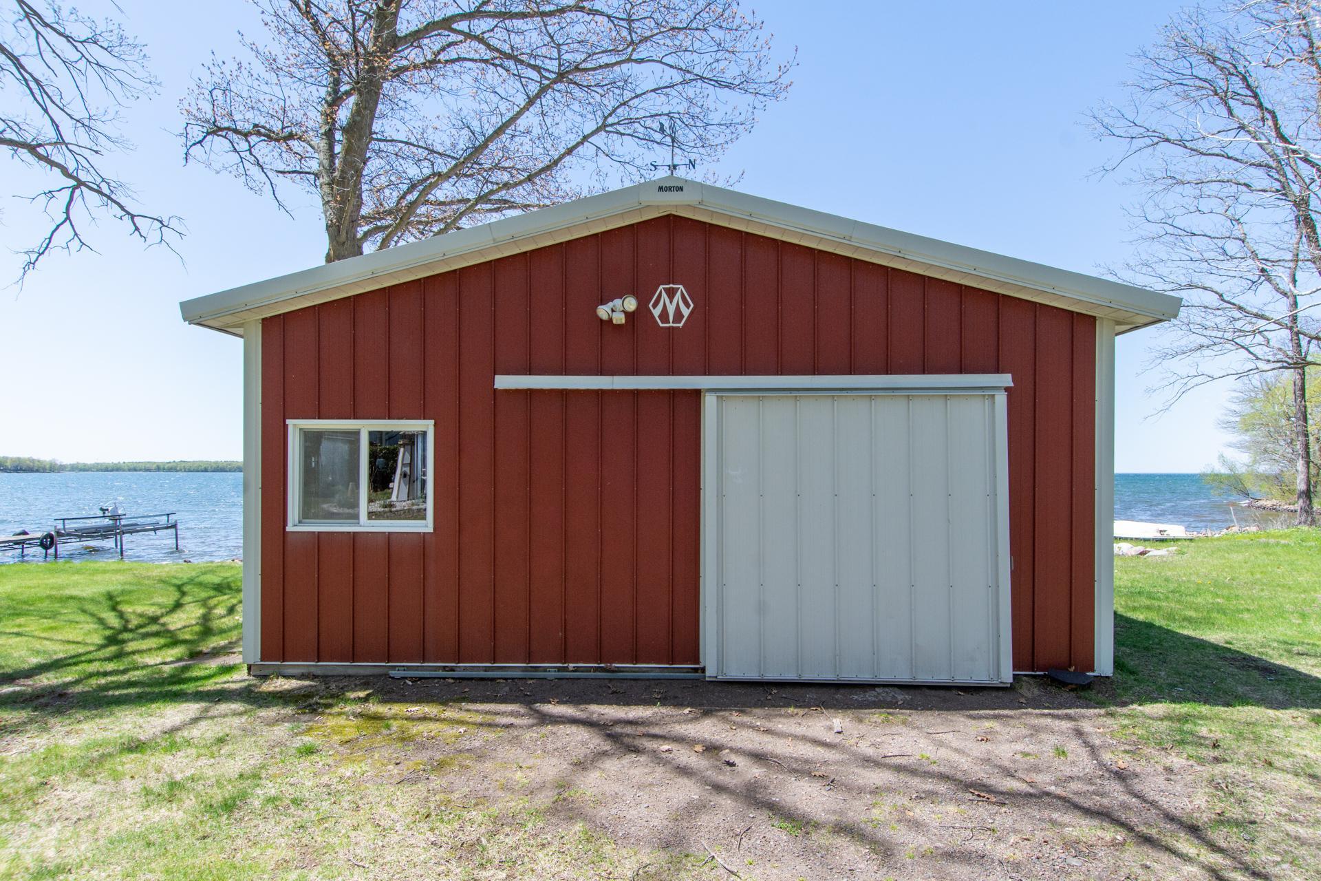 Morton building Boat House