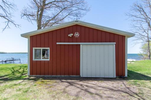 42491 Vista Road, Isle, MN 56342