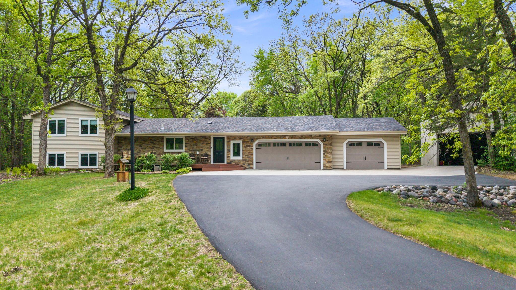 Insulated and Heated 3 Car Garage w/epoxy Floors
