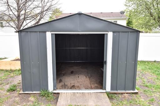 1806 36 1/2 Avenue S, Fargo, ND 58104