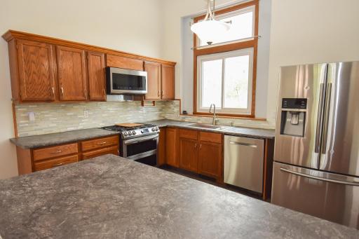 1806 36 1/2 Avenue S, Fargo, ND 58104