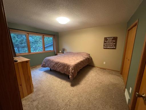 100 Vedders Avenue, Pease, MN 56363