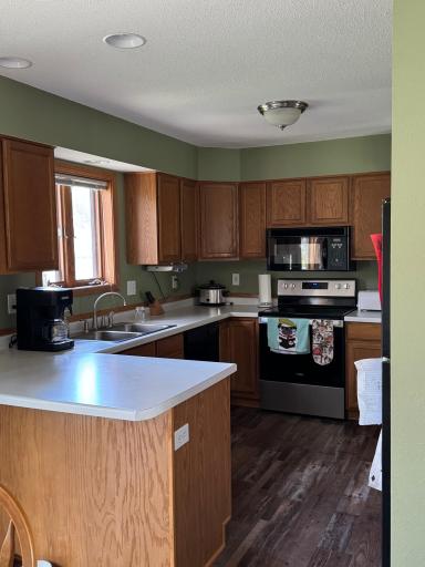 100 Vedders Avenue, Pease, MN 56363