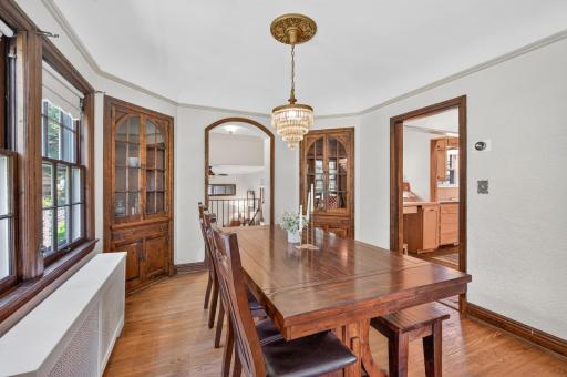 2716 E Minnehaha Parkway, Minneapolis, MN 55406