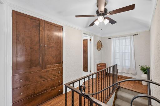2716 E Minnehaha Parkway, Minneapolis, MN 55406
