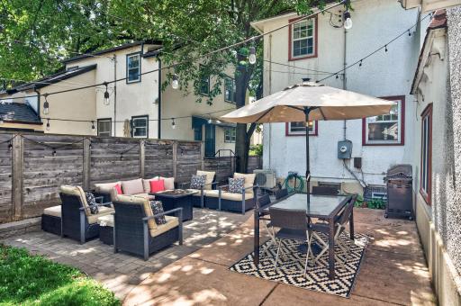 2716 E Minnehaha Parkway, Minneapolis, MN 55406