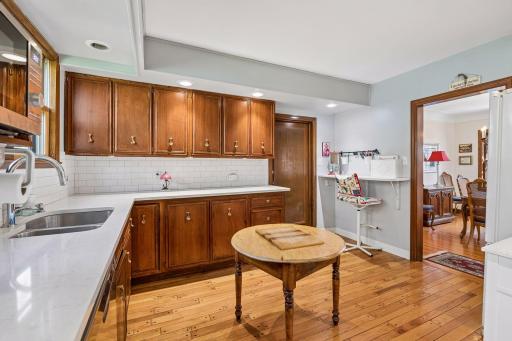3535 Irving Avenue S, Minneapolis, MN 55408